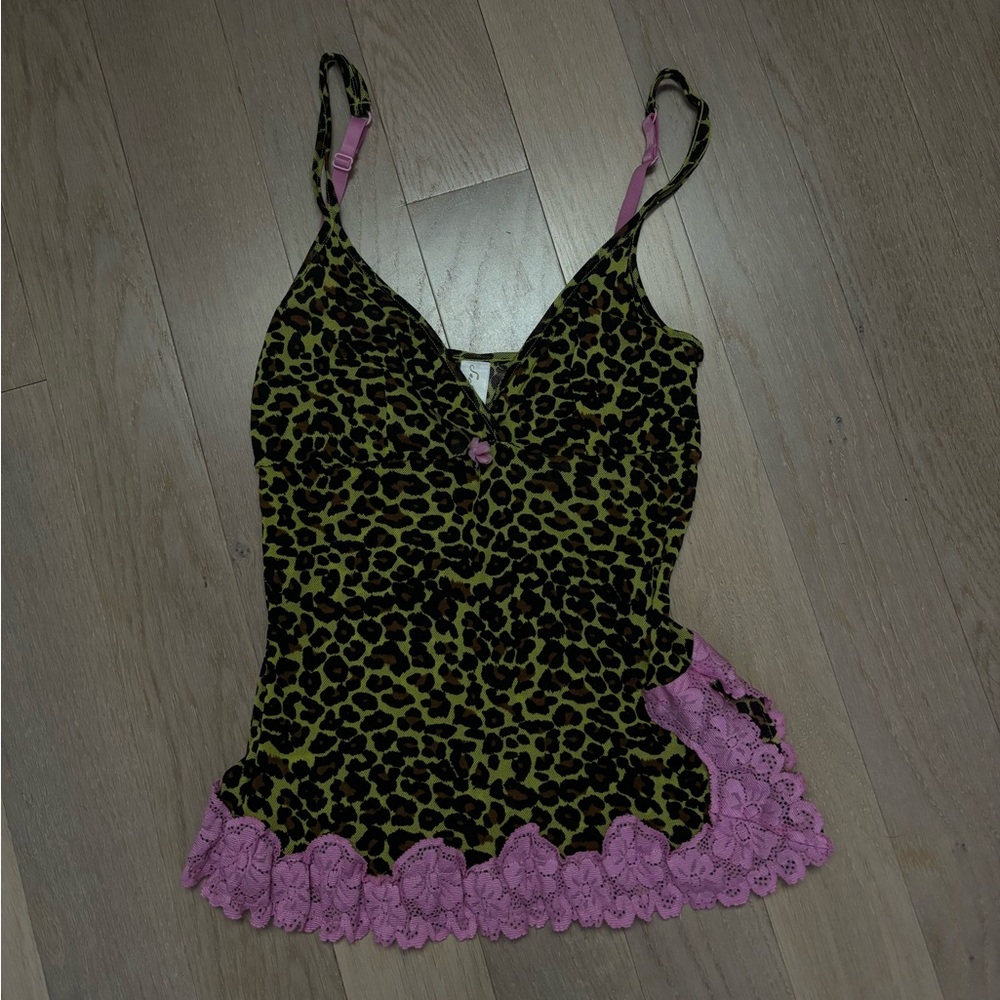 Vintage y2k pink cheetah leopard print lingerie